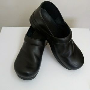 Dansko unisex professional clogs Size 44